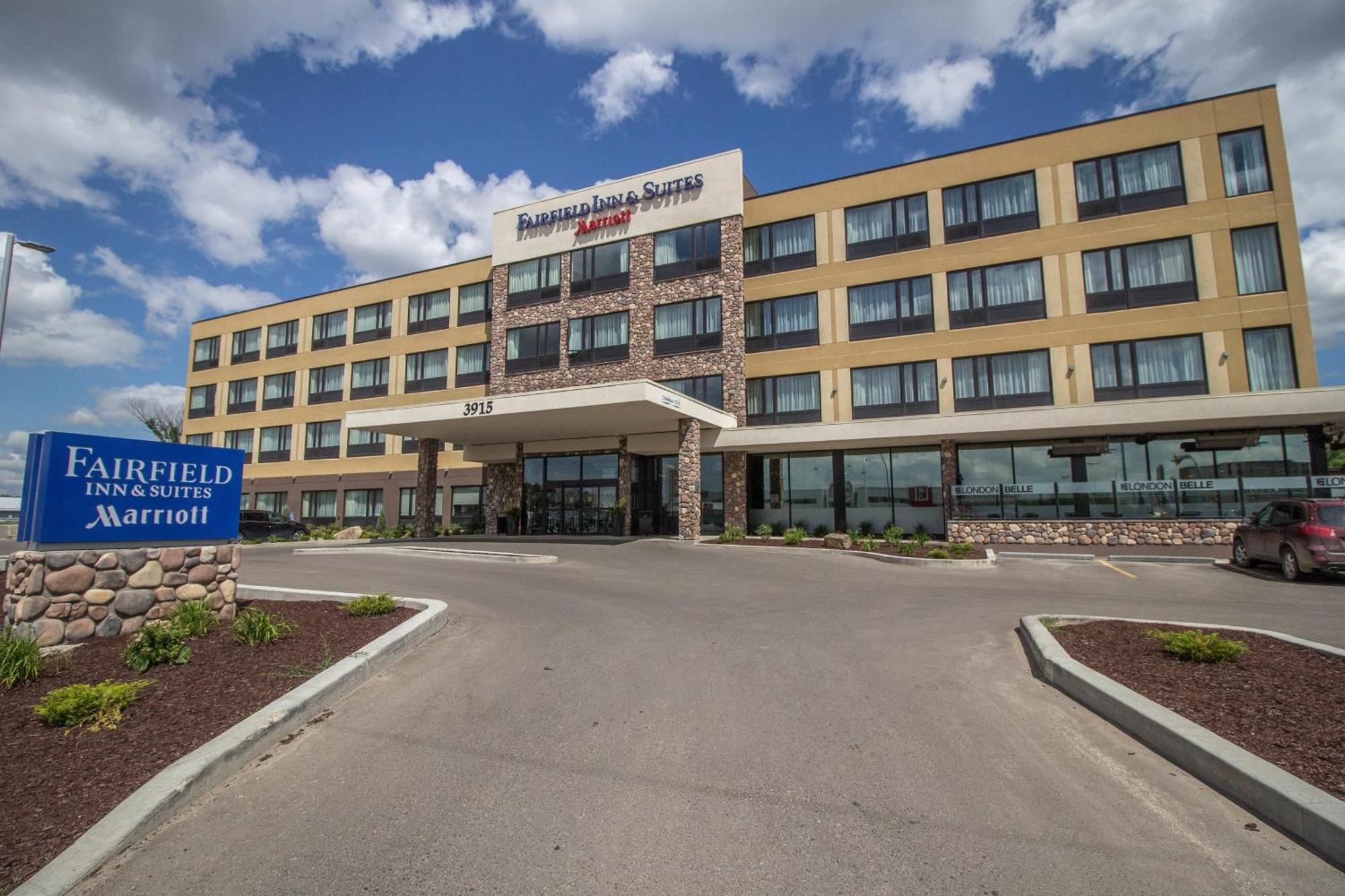 Fairfield Inn & Suites By Marriott Риджайна Екстериор снимка